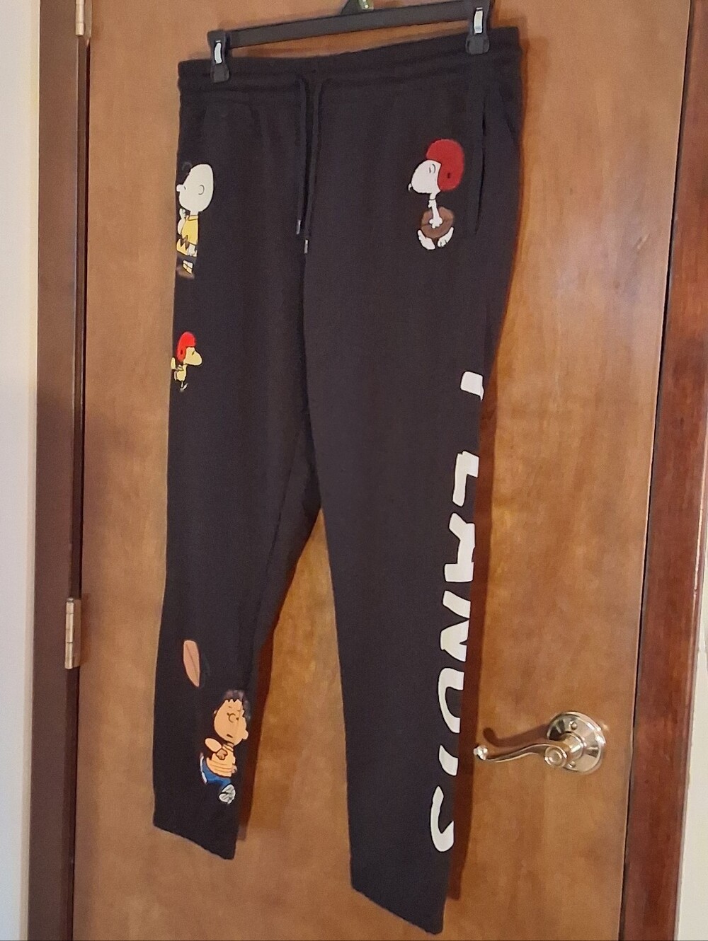 Aeropostale Peanuts Sweat Pants Black Charlie Brown Snoopy Graphic Size M EUC
